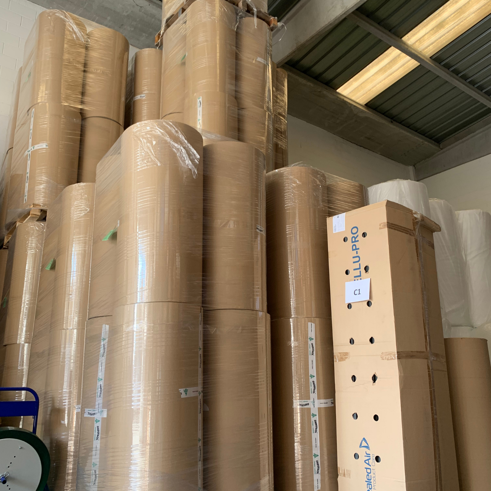 Rollos de Cartón Ondulado 100% Reciclable